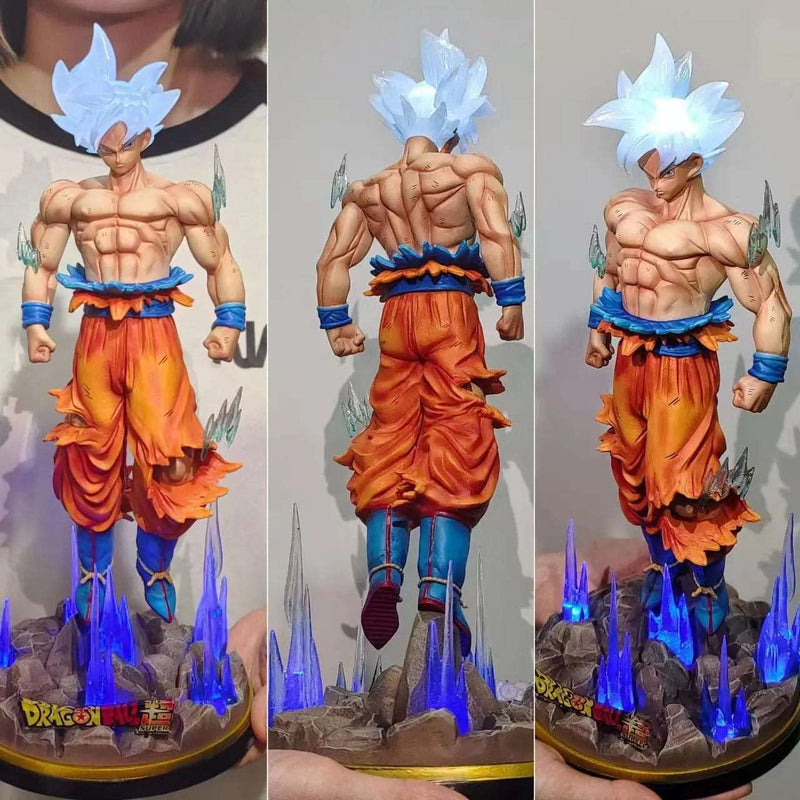 Super Saiyan Vegeta 47cm Figure - Ultimate DBZ Collector's Item