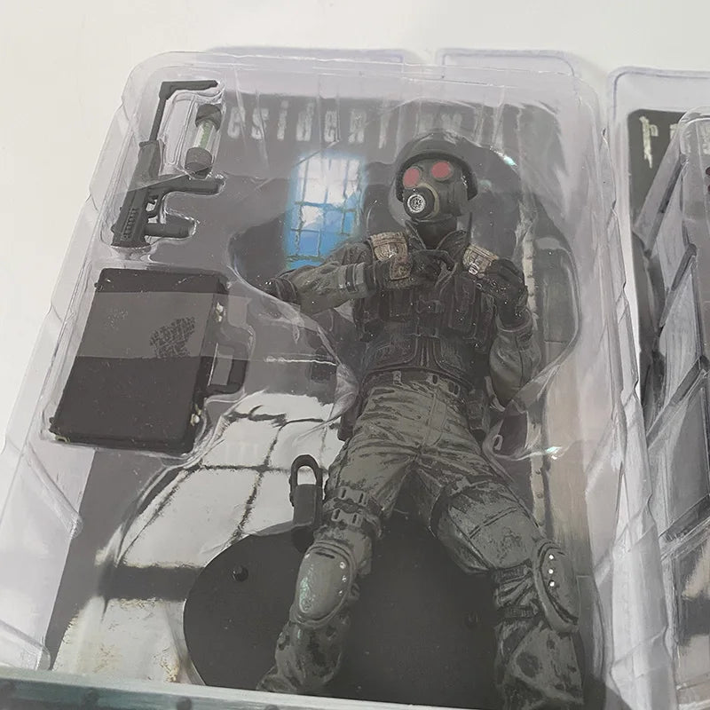 NECA Resident Evil: Hunk,Zombie and Dog