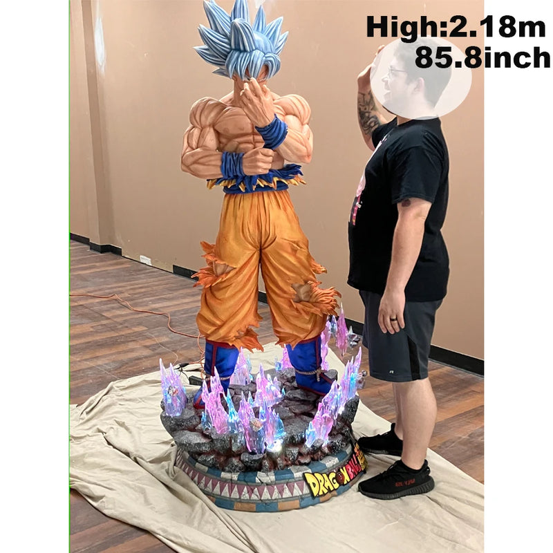 Life size Amazing Goku Anime Figure Outdoor Decoration Good Quality Life Size Dragon Balls Statue