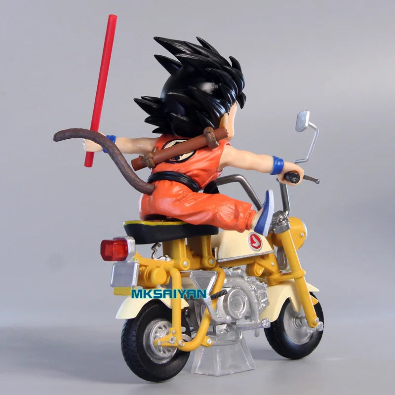 Son Goku & Master Roshi Figure - DBZ Motorcycle Model