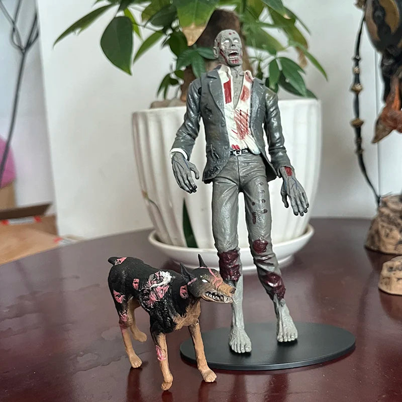 NECA Resident Evil: Hunk,Zombie and Dog